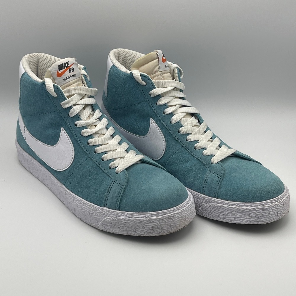 Nike SB Men 8.5 Cerulean Blue White UNC Tarheel Suede Blazer Mid Shoes Sneakers